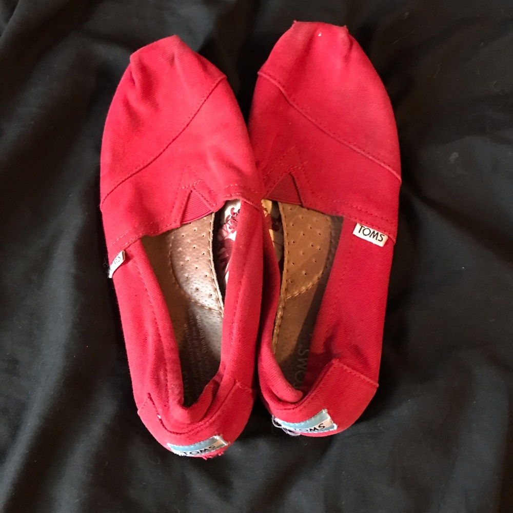 Women’s Toms size 7.5